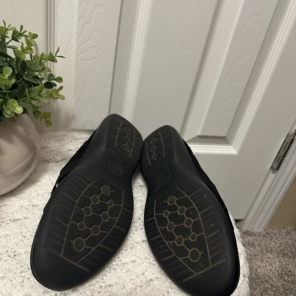 Born Fabric & Leather Black Slip-On Shoes Women Size 11 M - Picture 8 of 8